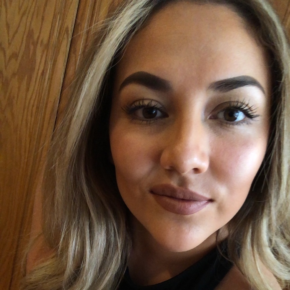 Meet your Posher, Rocio